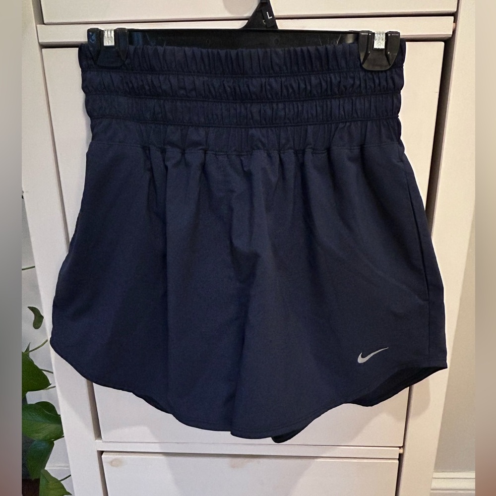 2/$20!  Nike women’s dri-fit high-waist blue running shorts with pockets medium